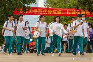 Booker nói về chấn thương: Chúng tôi đã trải qua điều này và đội bóng sẽ tiếp tục tiến lên.